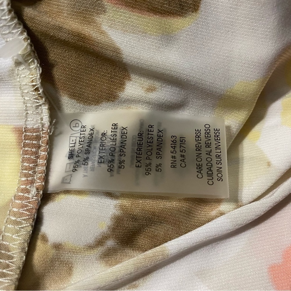 Calvin Klein Cream Peach Floral Print Pleated Sleeveless Top - Picture 6 of 6
